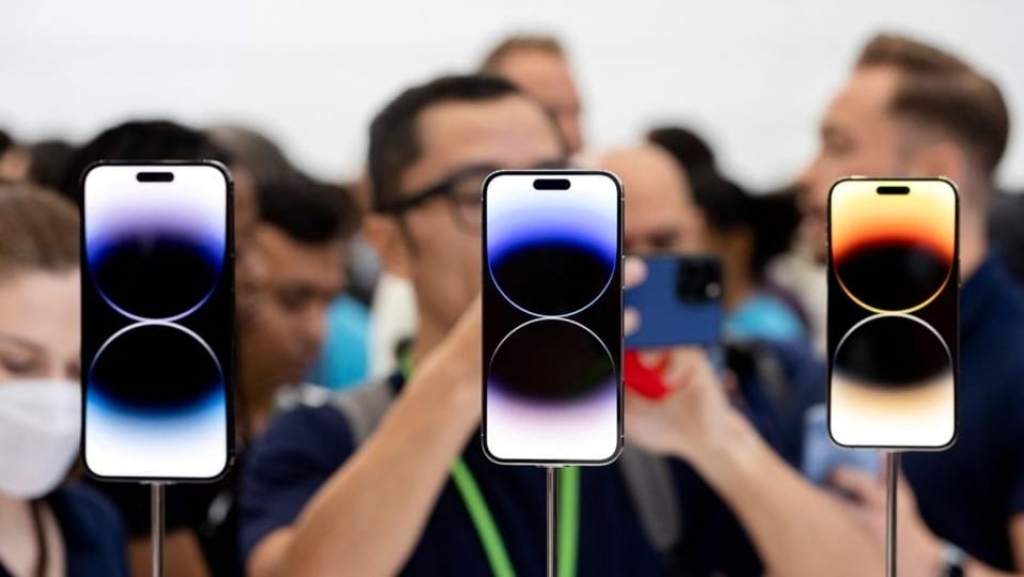 iPhone 14